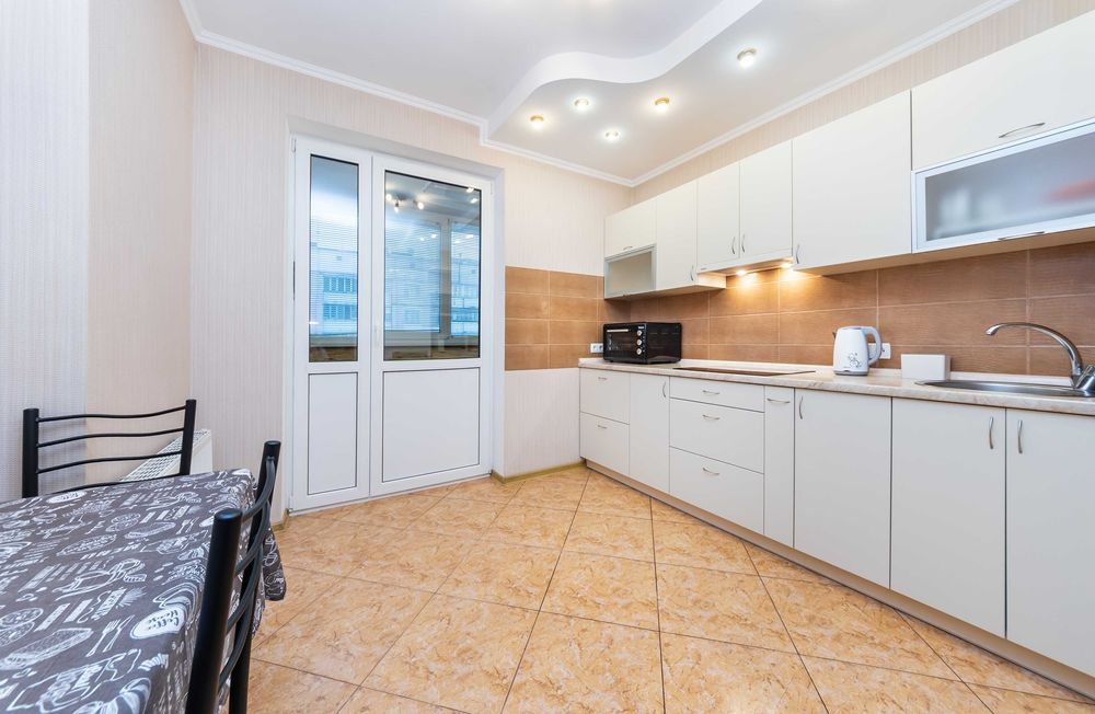 1 кім сучасна квартира Позняки, Гмирі 17