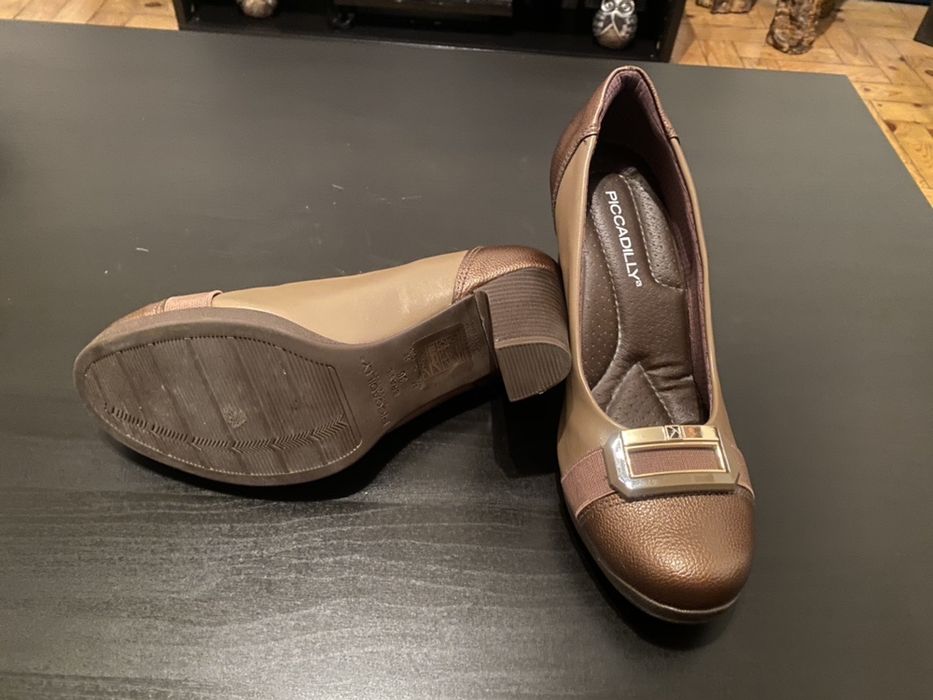 Sapatos Piccadilly