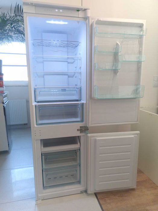 Lodówka Candy CBT5518EW / zamrażalka / FILM / na gwarancji / NO FROST