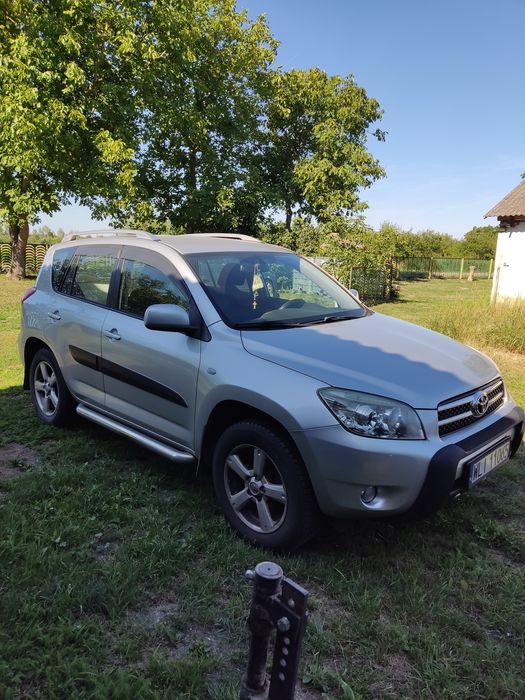 Tyota RAV4 2.0 benzyna 2007 rok