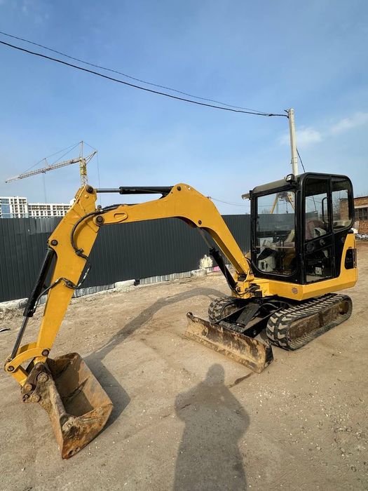 Екскаватор гусеничний САТ 302,5 2012 року