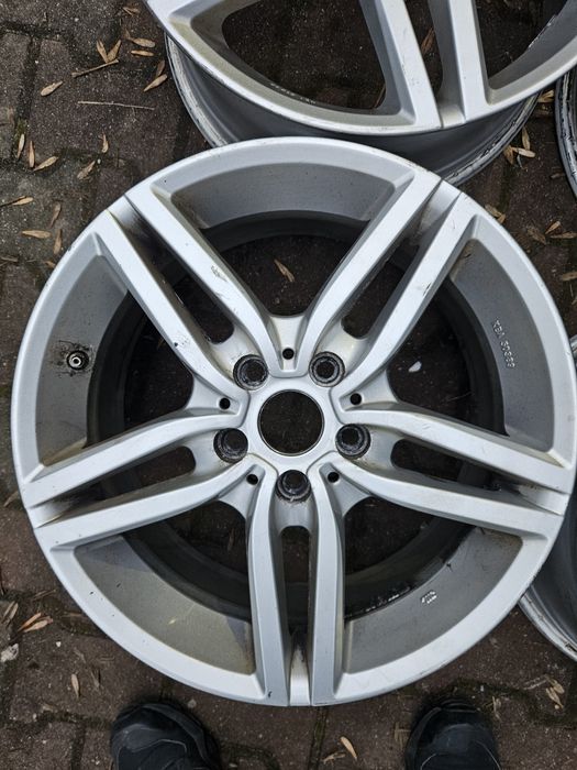 Felgi Aluminiowe 17" BMW2 Vw Golf Touran Audi A3 5x112 ET52