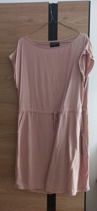 Sukienka Mohito r. 36