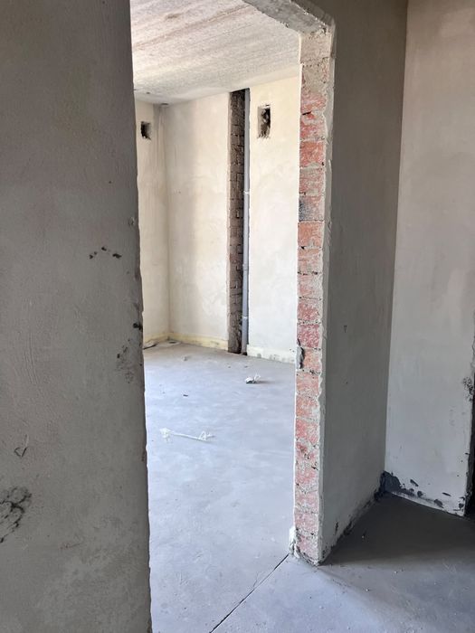 Продам 2-кімнатну квартиур
