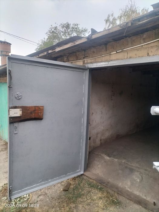 СРОЧНО.   Продам гараж (полигон) пмз