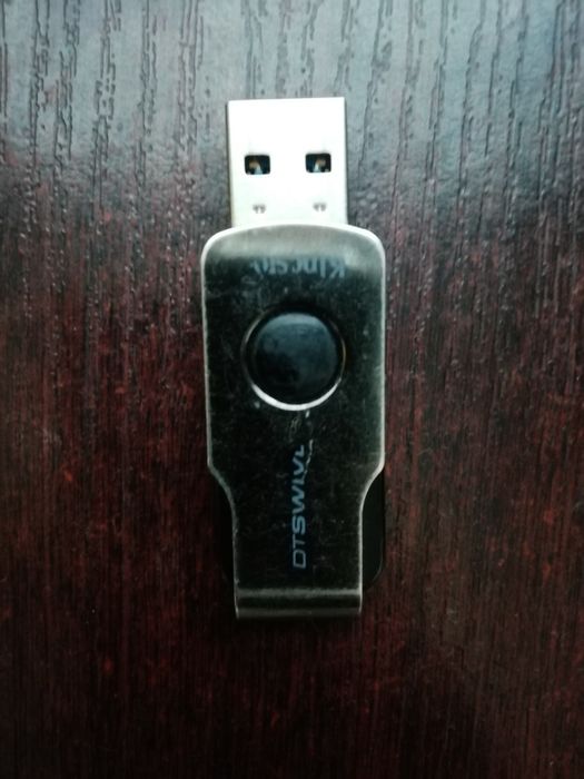 USB Флешка 16 гб
