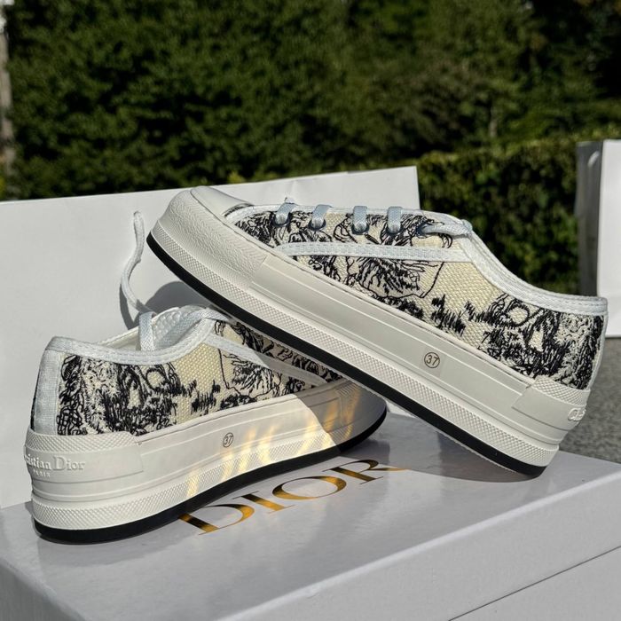 Жіночі кеди Dior