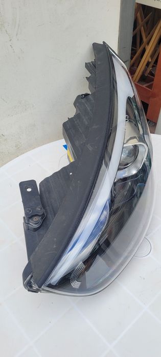 Hyundai ix35 lampa lewa przód xenon led