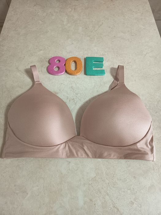 Jak nowy stanik biustonosz 80 E bez fiszbin Primark