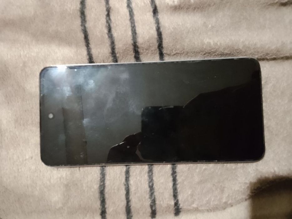 Телефон техно Спарк 20