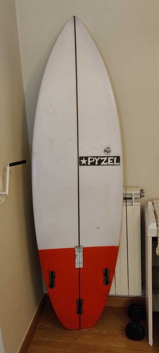 Pyzel Phantom 5'11 - 31L