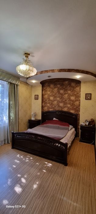 Актуально . Сучасний будинок в Херсоні . Гараж . Власний двір .