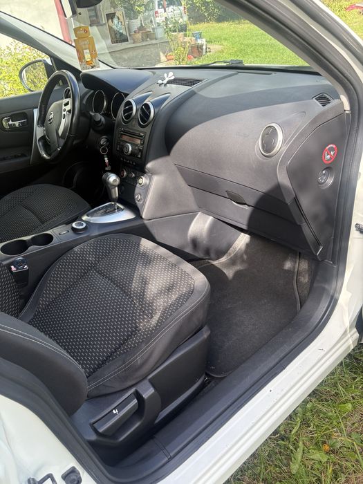 Nissan Qashqai 2009 року