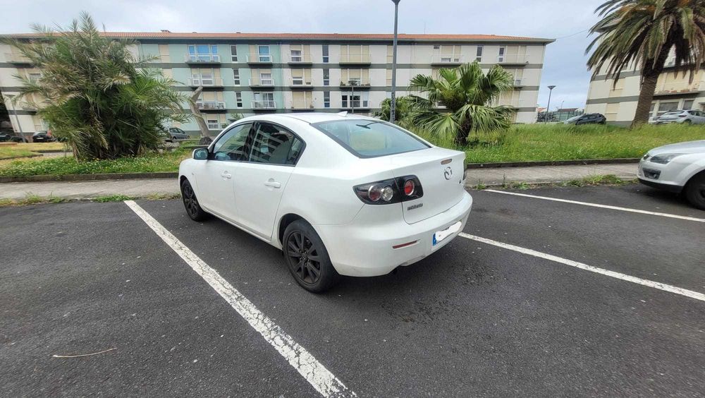 Mazda 3 1.6 (105cv) Sedan | Apenas 175.000 km | Estimado & Fiável