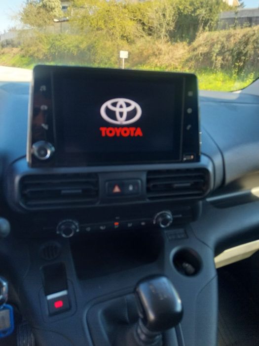 Toyota comercial 1.5