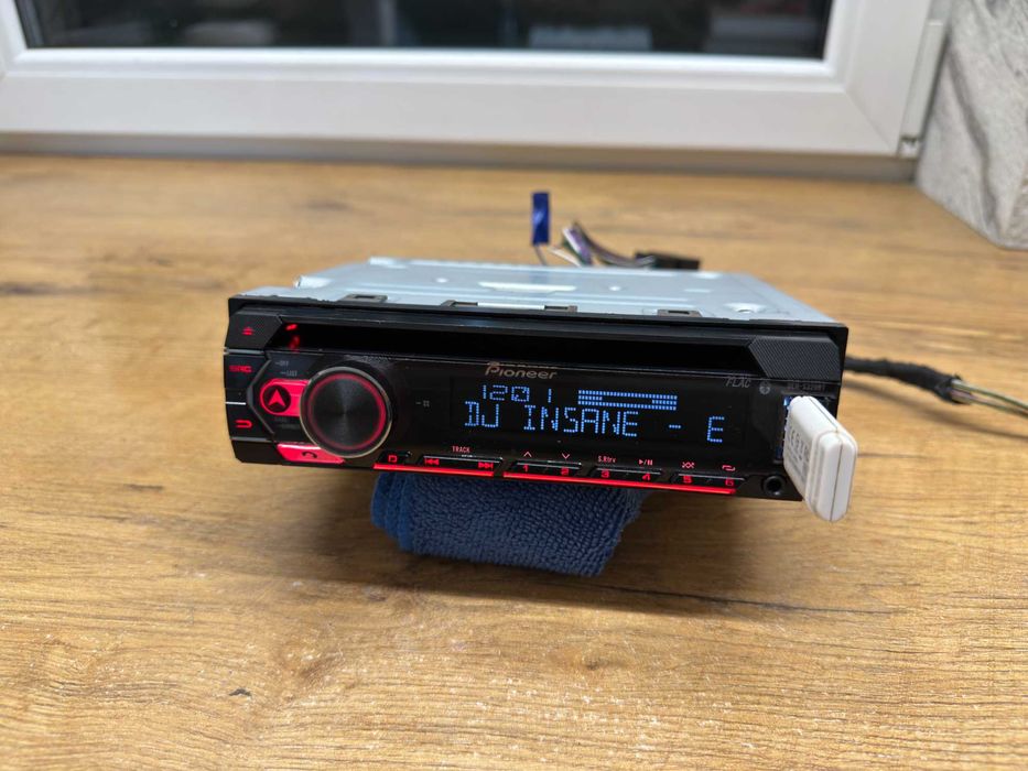 radio samochodowe Pioneer DEH-S320BT