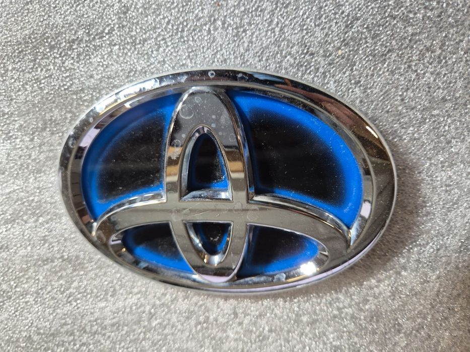 Znaczek emblemat Toyota