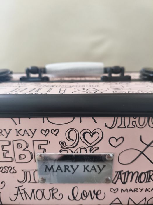 Kuferek Mary Kay