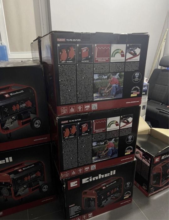 Німецький генератор Einhell