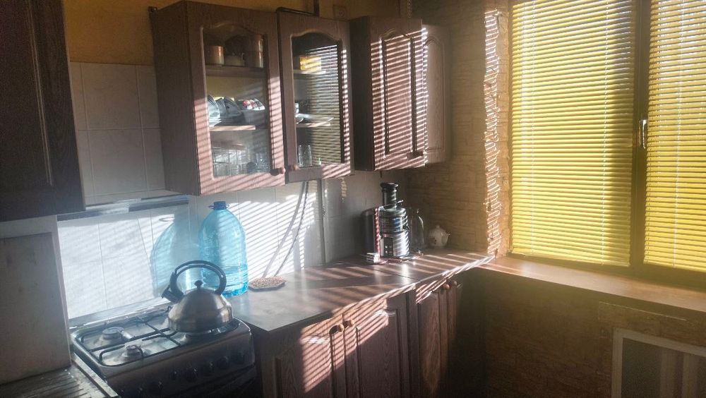 ТЕРМІНОВО! 2-кімнатна квартира з ремонтом + меблі.