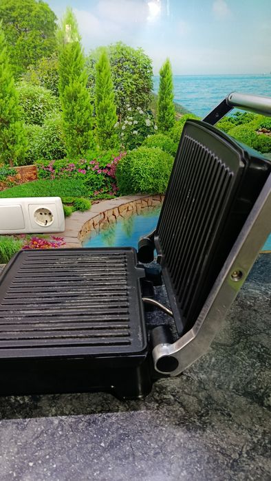 Електрогріль Zeppelin