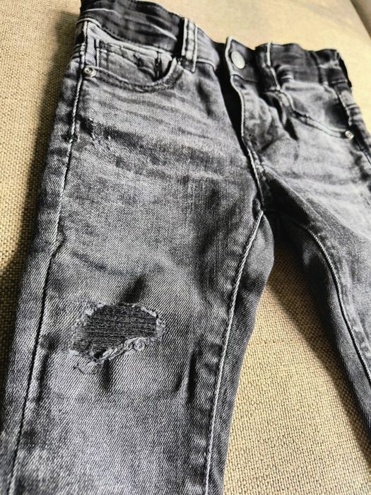Spodnie jeansowe Reserved r98