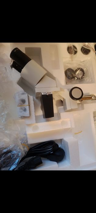 Mikroskop optyczny Delta Optical DO-3663 20x