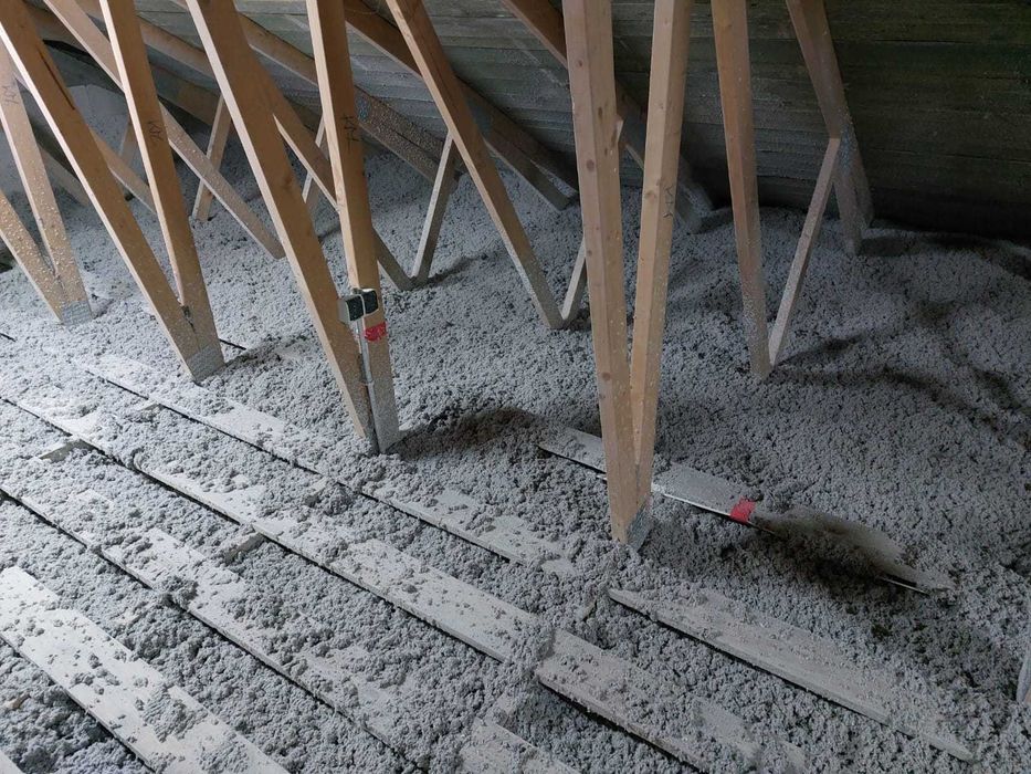 Celuloza, wełna drzewna,  ocieplenia, stropy, dachy, izolacje poddaszy