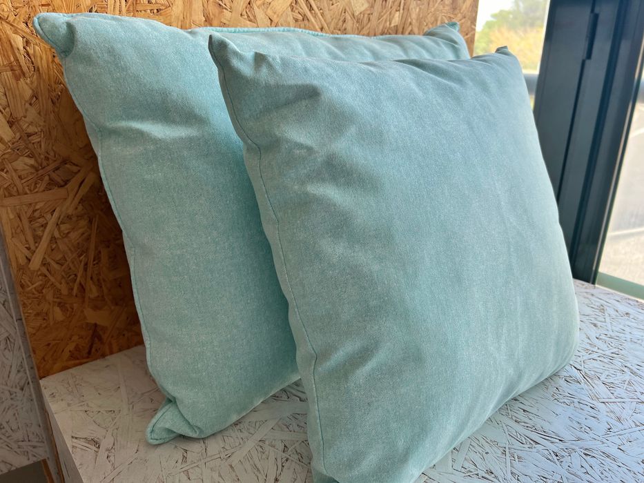 Turquoise Cushion Set