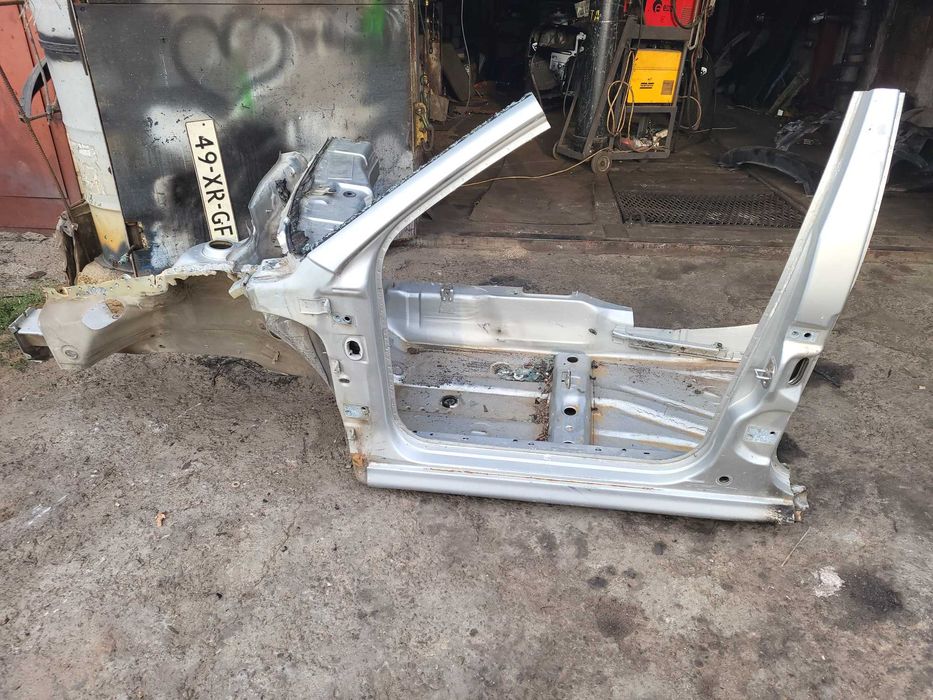 Четверть  ліва Skoda Oktavia Tour Шкода Октавія Тур