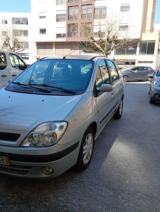 Renout Scenic 1.9 dci impecável de tudo ..pode trazer mecânico dá sua confiança