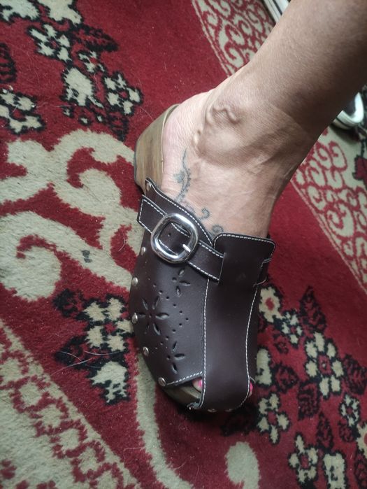 Drewniaki,chodaki skórzane ażurowe damskie