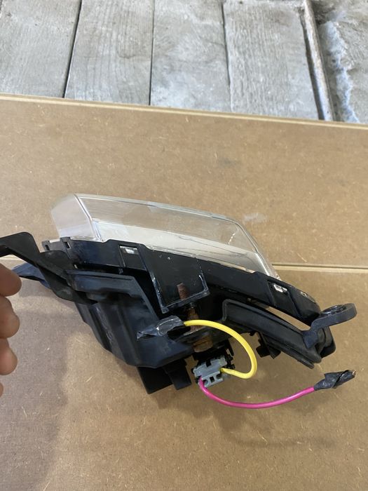 Продам туманку кіа ріо 2