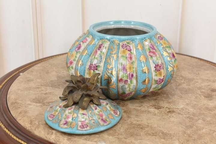 Porcelanowa Szkatuła Bomboniera – Okuta Brązem – Złocona Sygnowana