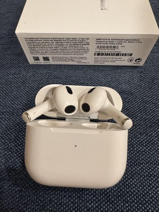 Навушники Apple AirPods Pro 2 with MagSafe Charging Case USB-C MTJV3