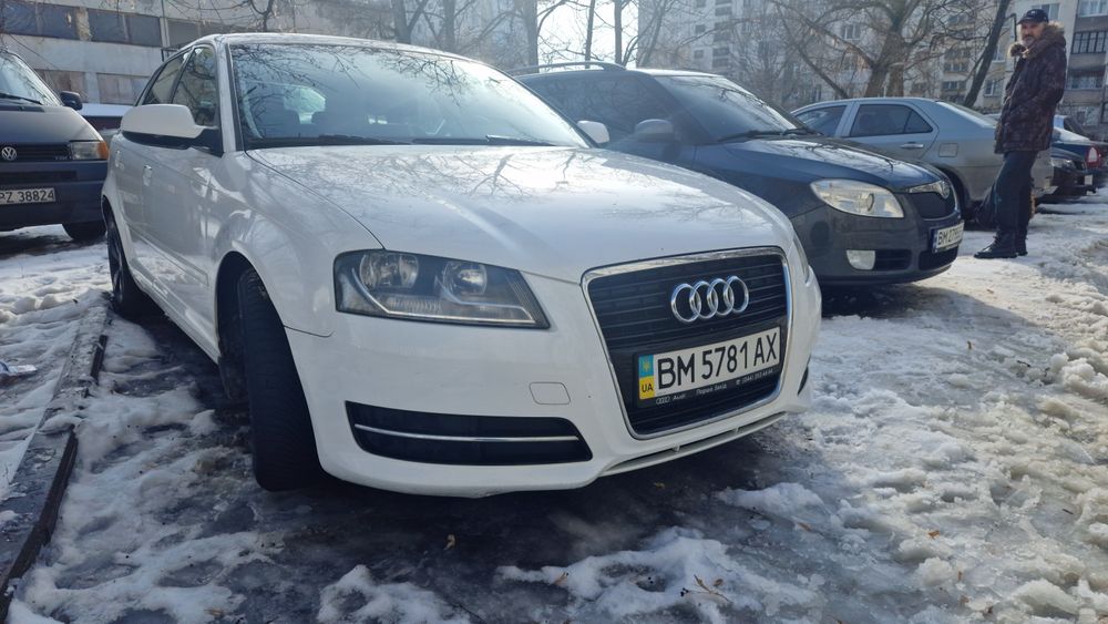 Продам Ауді А3 2013