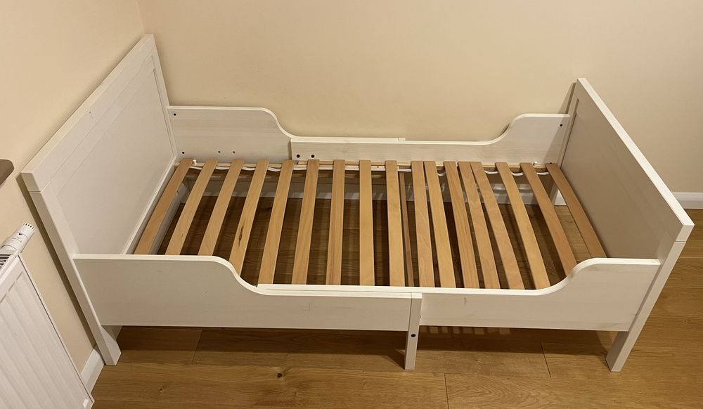 Łóżko IKEA Sundvik białe - rozsuwana rama