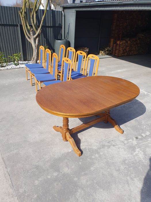 stół +8 krzeseł stan bardzo dobry