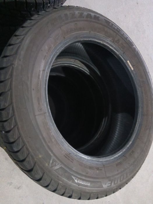 Pneus 215/60R16 C Bridgestone seminovos