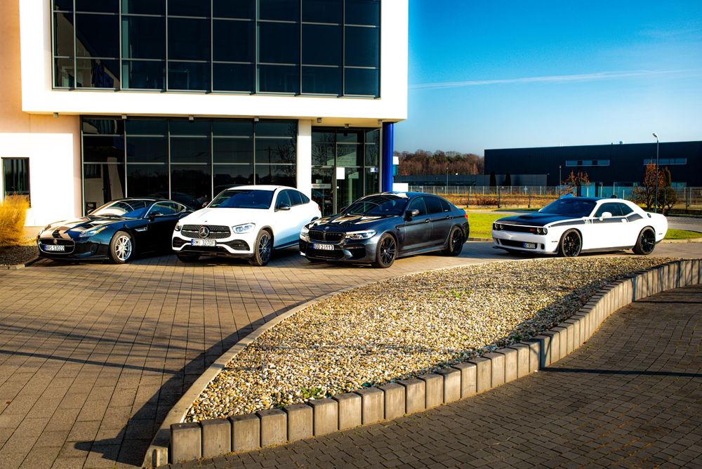 Wynajem Dodge Challenger 5.7 V8 ,Bmw M8 ,Bmw M3, Bmw M4