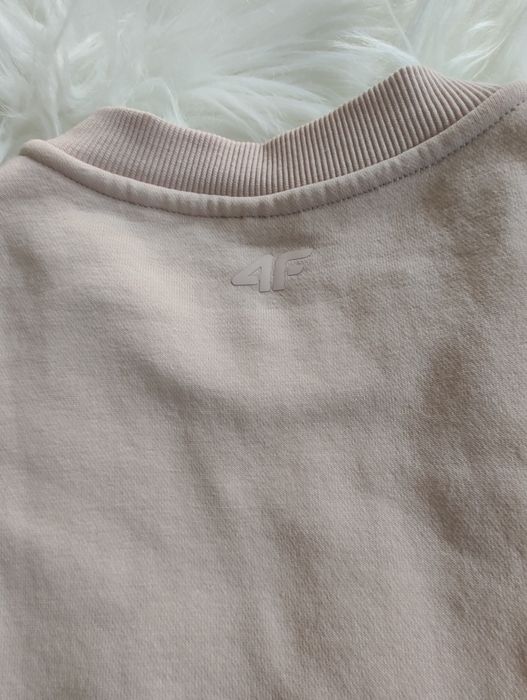 Krótka Różowa Bluza 4F