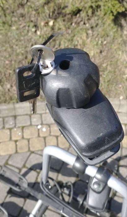 Bagaznik platforma rowerowy thule Rav4 na 2 rowery