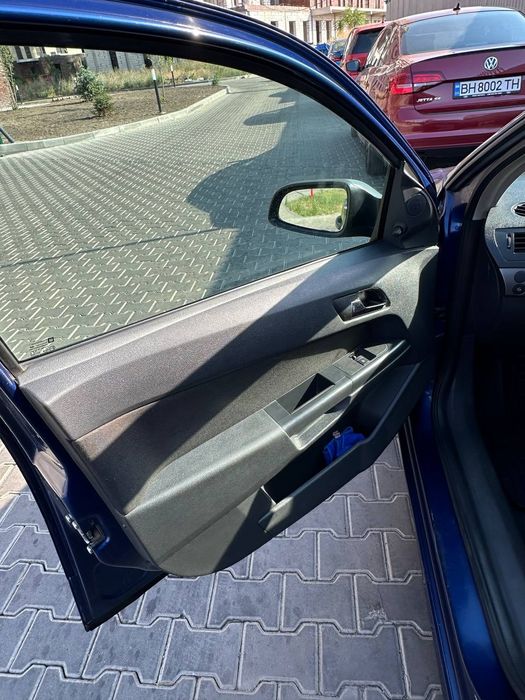 Opel Astra 2004 1.4 бензин