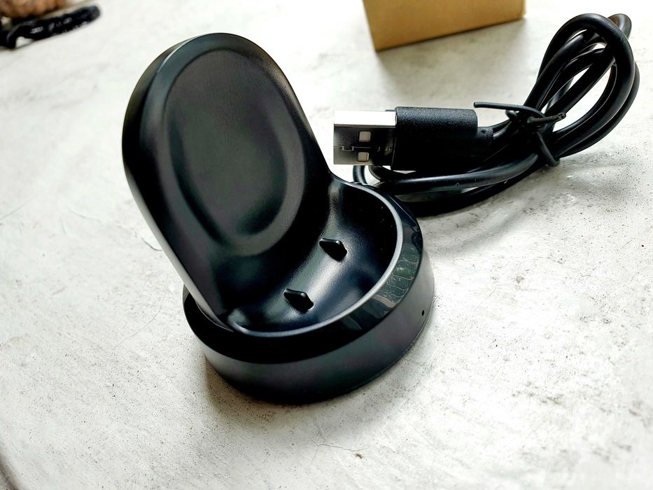 Продам зарядное устройство зарядку Samsung Galaxy Watch