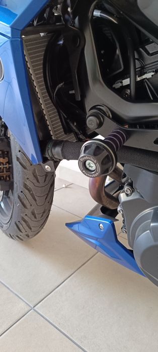 BMW F 900 R Naked