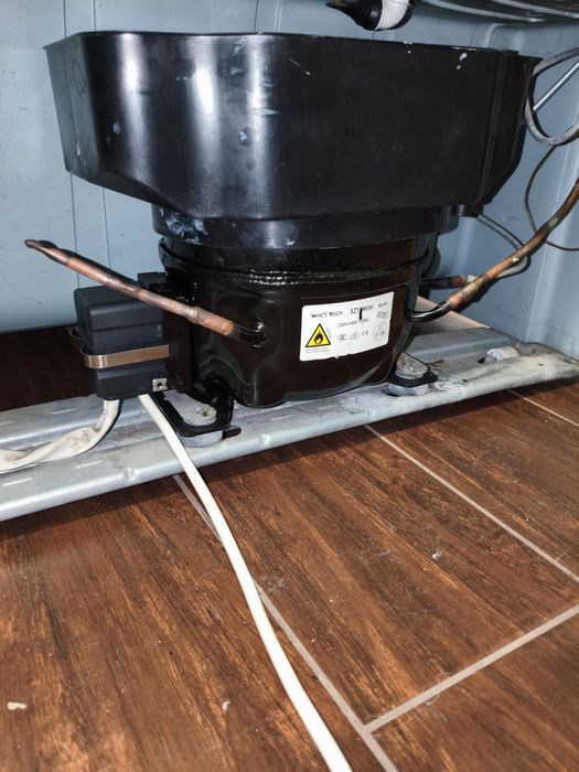 Холодильник Hotpoint Ariston