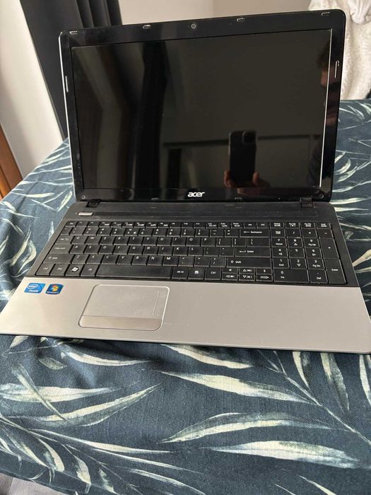 Laptop Acer 320Gb 2GB Ram Win7 15,6"