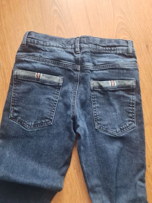 Spodnie jeansowe chłopięce.  Rozmiar z metki 152.