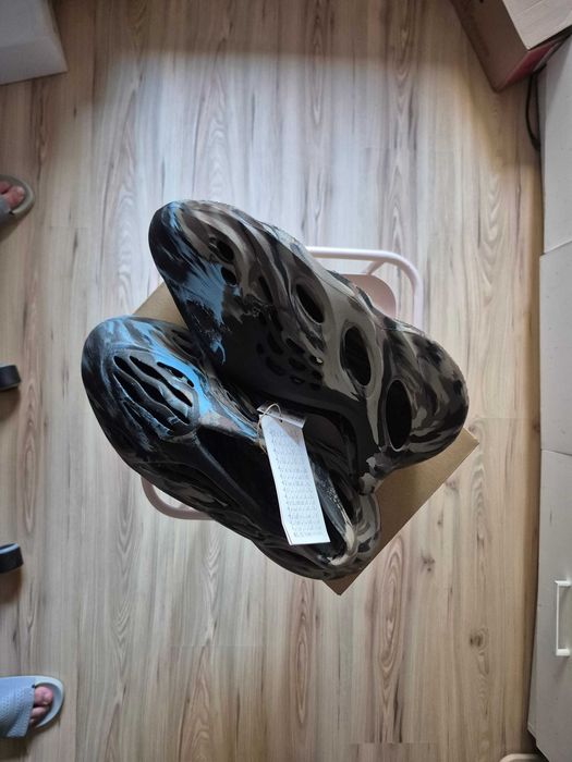 Adidas Yeezy Foam Runner RNR MX Cinder US 9 / EU 43 — nowe z metkami