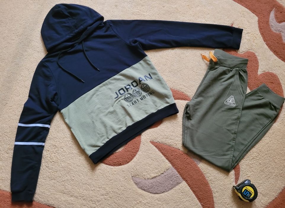 Спортивні штани і кофти на хлопчика розмір 152